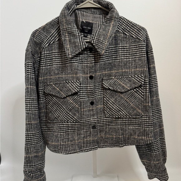 Love Tree Cropped Plaid Shacket Jacket Coat NWOT Women’s Size Large - Picture 1 of 4